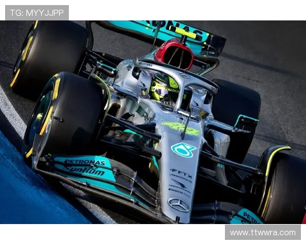 F1赛季倒计时新挑战 各大车队策略调整迎接年度最后冲刺