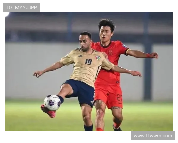 中国足球联赛赛季收官战精彩上演 热点球员表现引发球迷热议