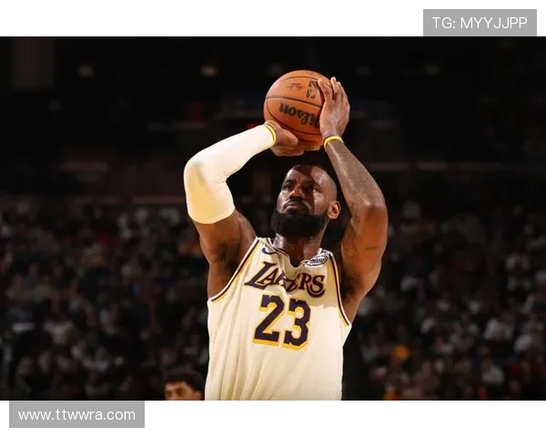 詹姆斯再次突破历史纪录 湖人战胜勇士豪取四连胜